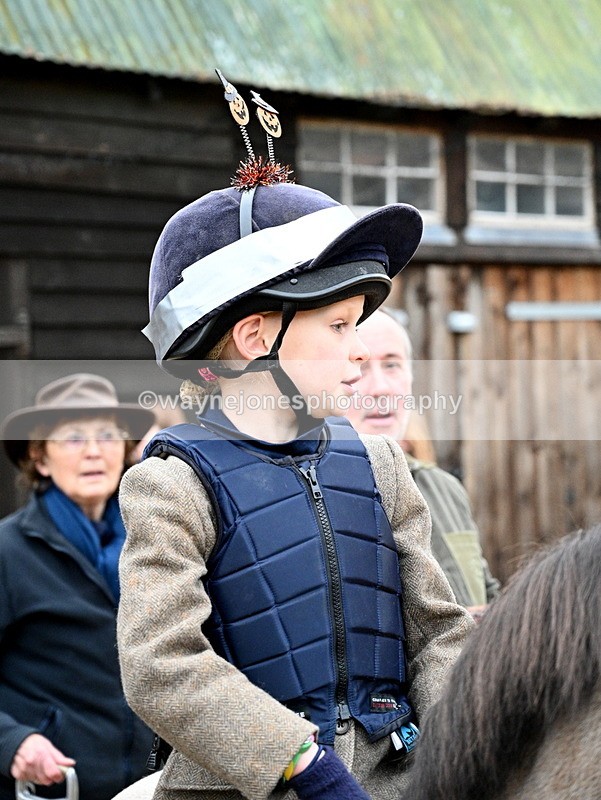 WJ7_6020 - Berks & Bucks - Children's Meet - The Old Farmhouse – Steventon.