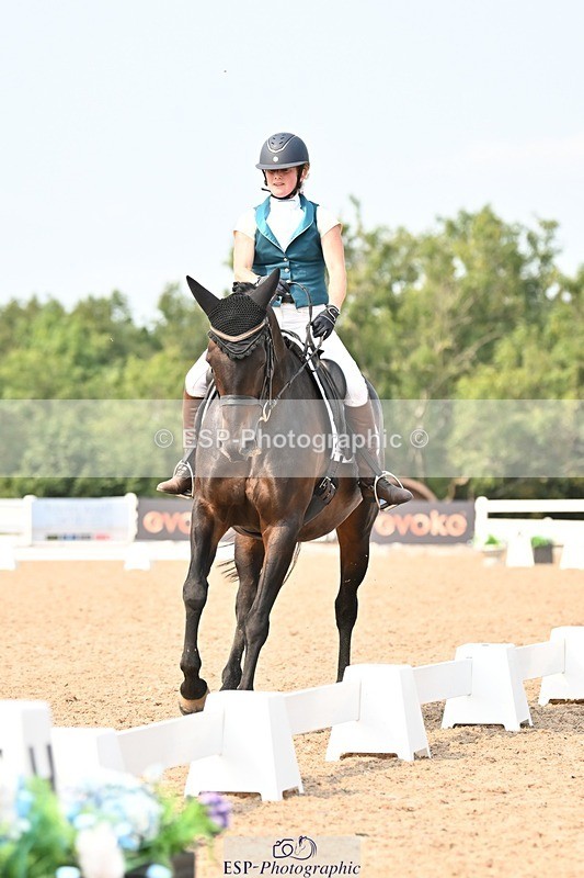 250816-153141-05881 - 036-Georgina.YoungMinuet1v