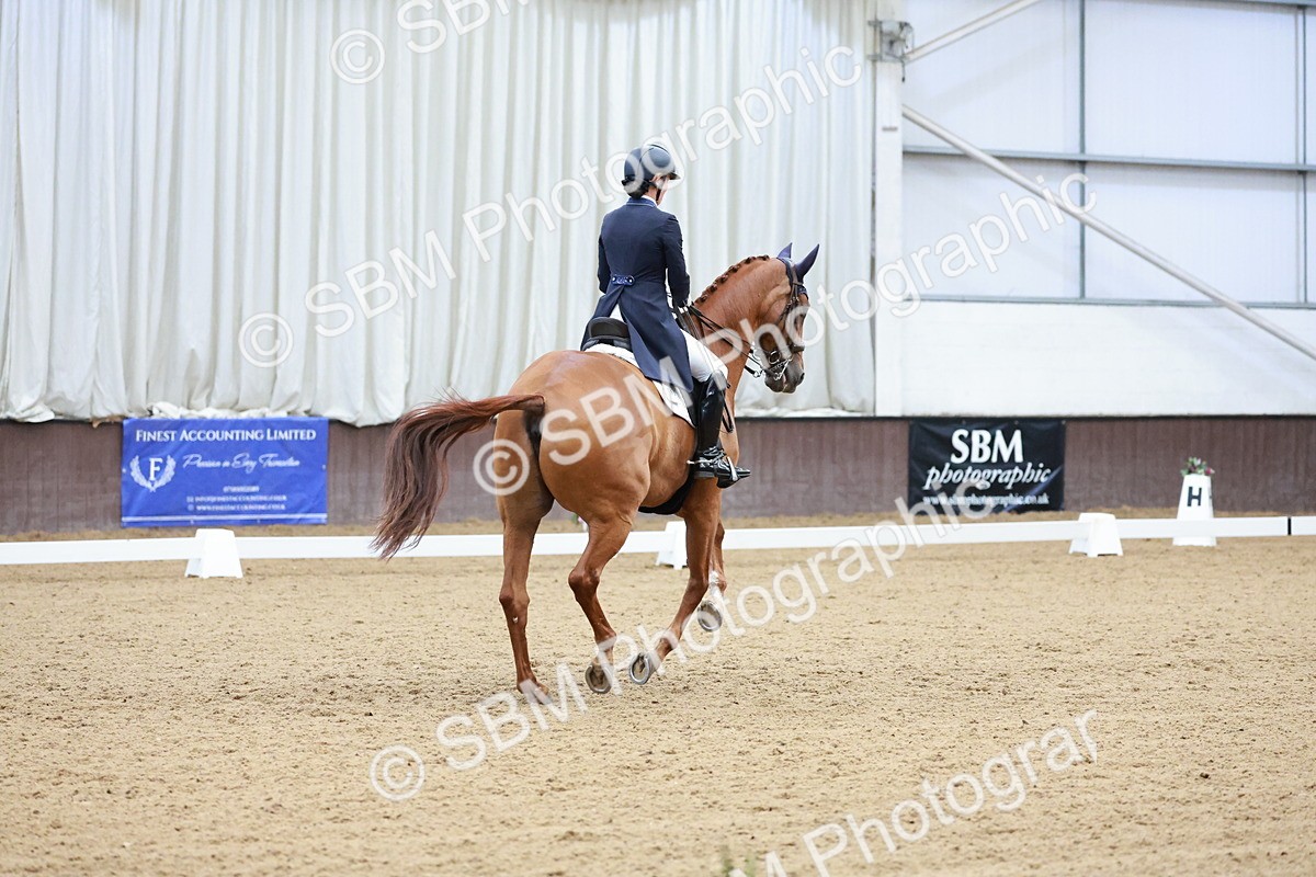 SBM_016372 - Class 5 - FEI INT II - 17.24-18.20