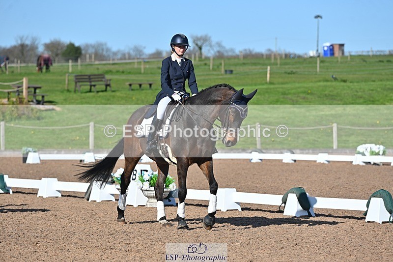 250405-153736-11801 - Cls 28 Young Riders Team