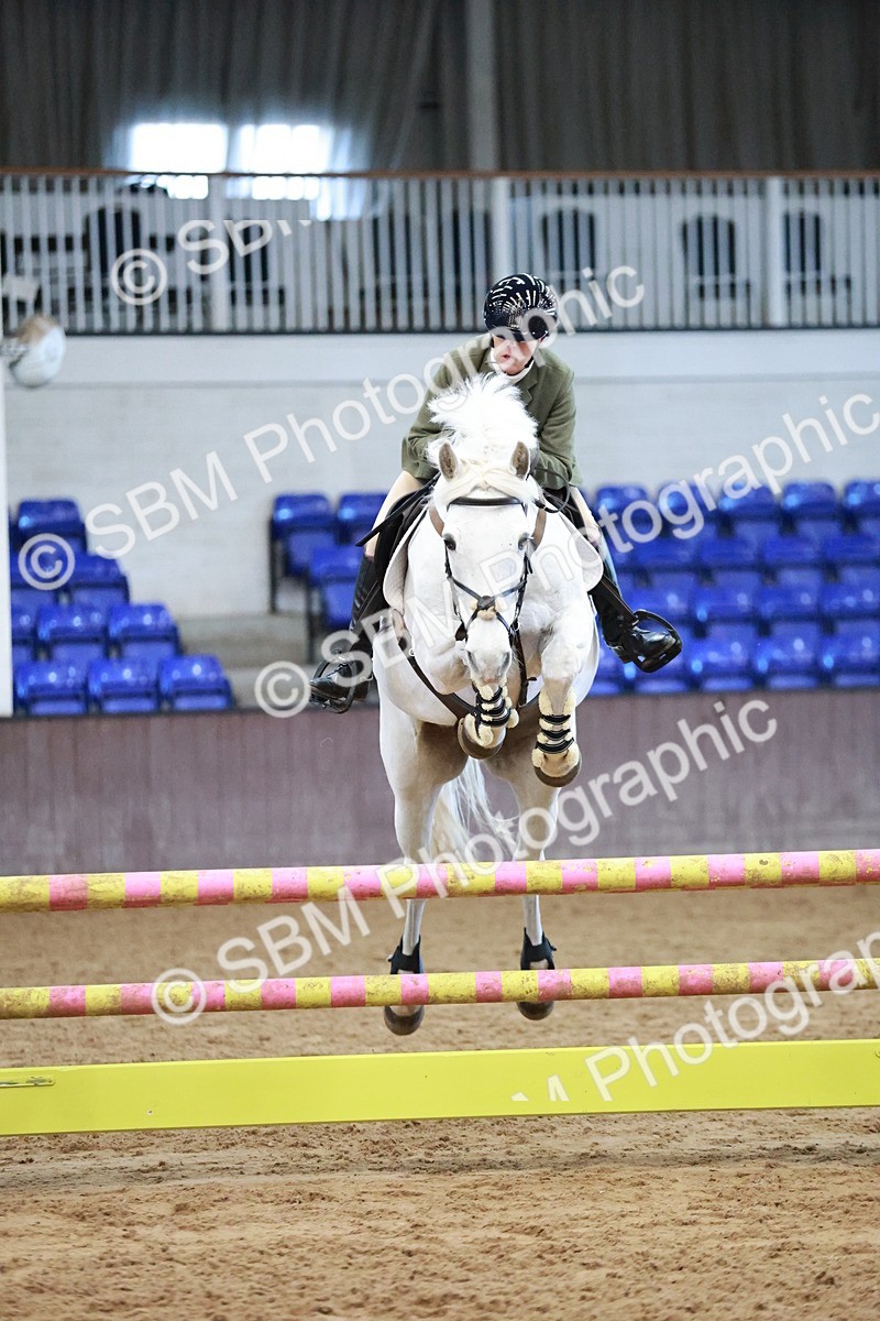 SBM_000255 - Class 2 - Senior British Novice 90cm
