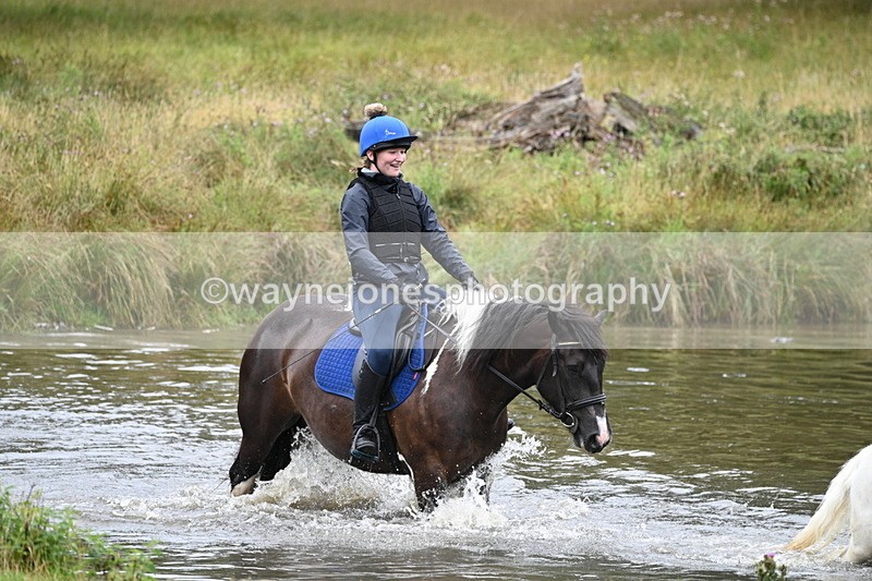 WJ7_9304 - Time at Water 11:53 to 12:23