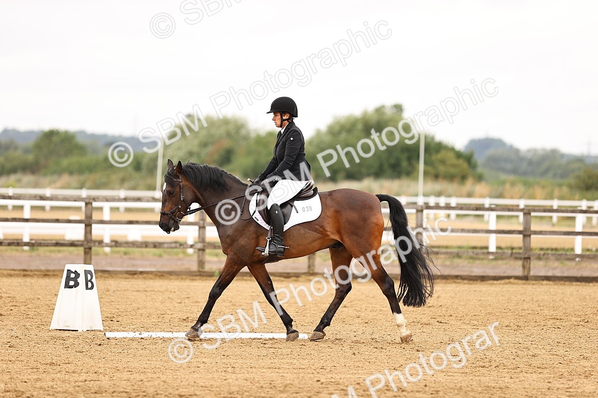 SBM_004048 - Class 7-10 - Novice 2-Elementary 2