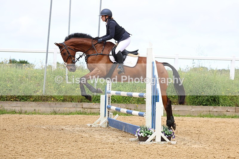3E7A5980 - Class 4: Senior British Novice/90cm open