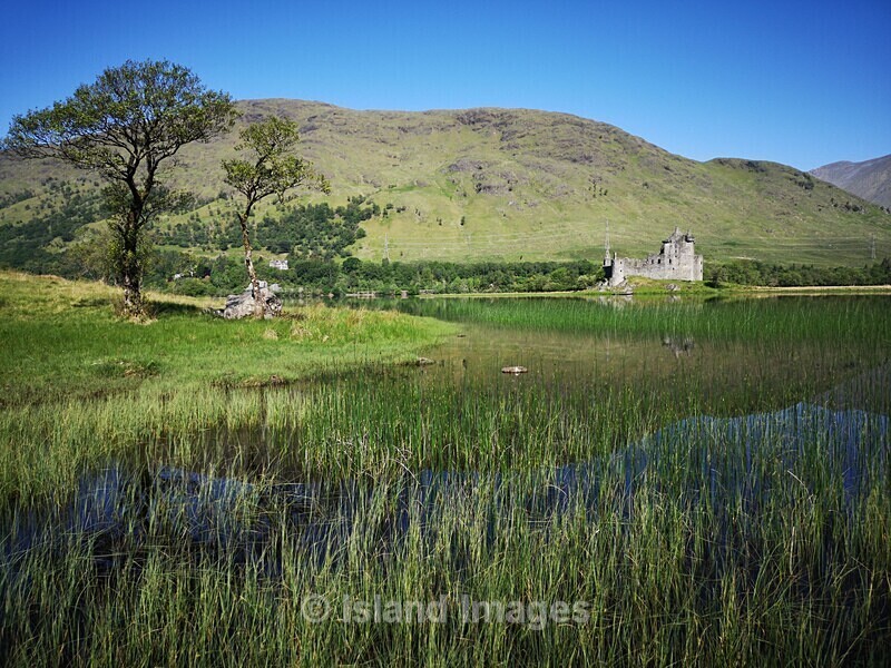 Across the Loch Kilchurn - Kilchurn Castle