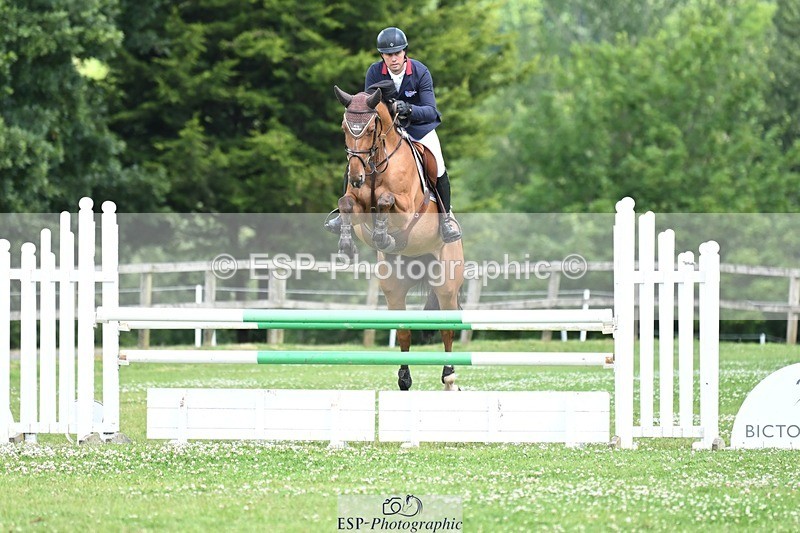 240706-112335-14854 - Cls 40 Newcomers