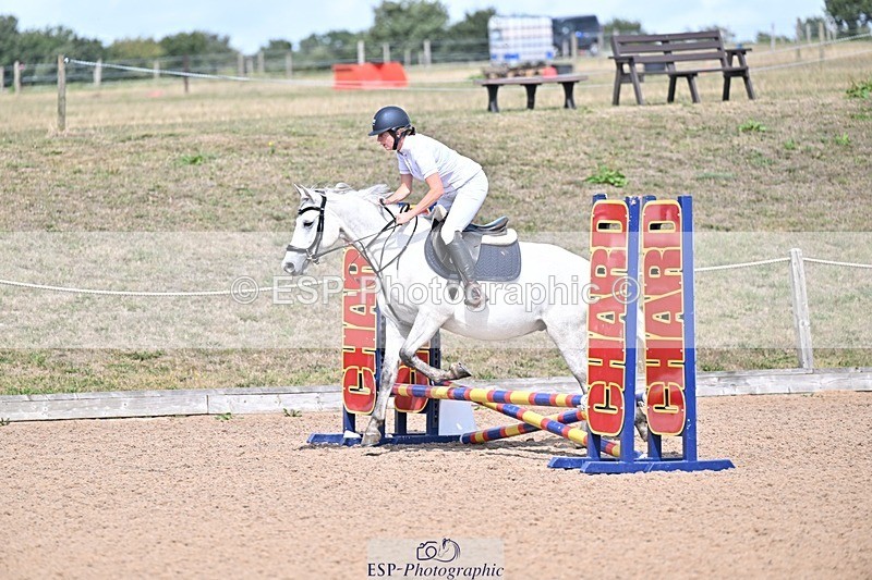 250826-143300-00005 - Clear Round and 60cm