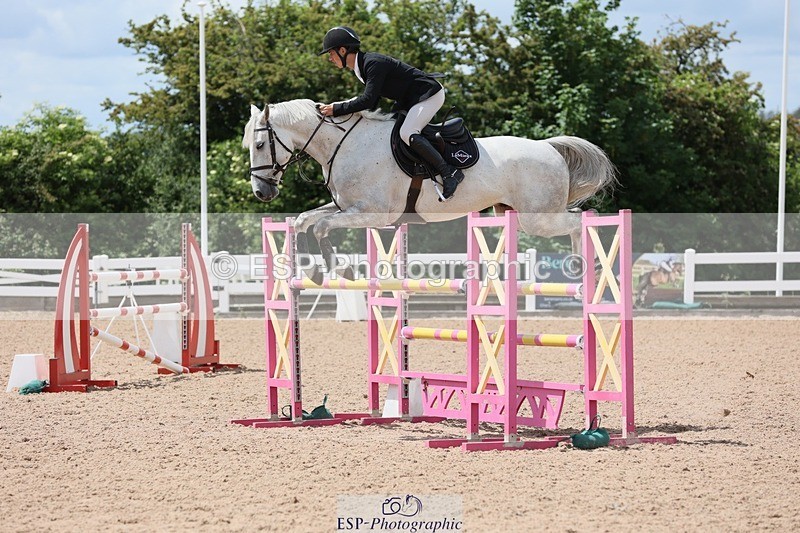 250528-133245-01040 - Cls 4 Newcomers and 1.10m Open