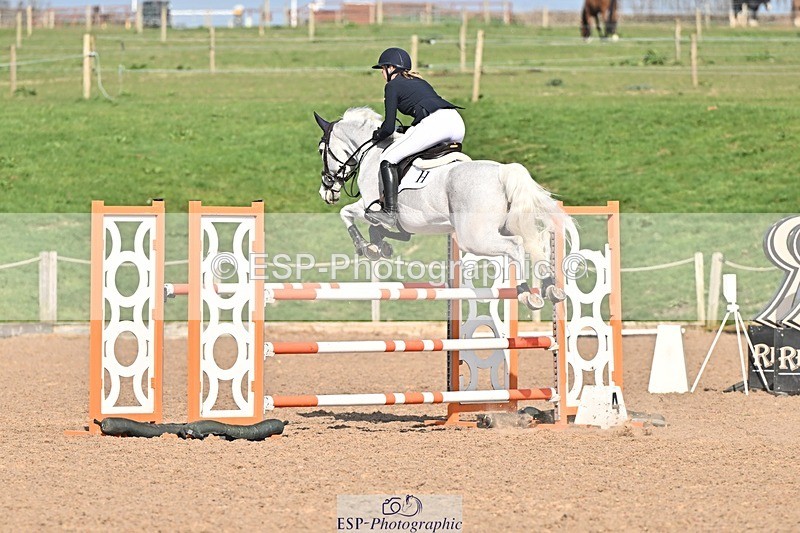 250326-143243-01183 - Cls 6 Foxhunter and 1.20m