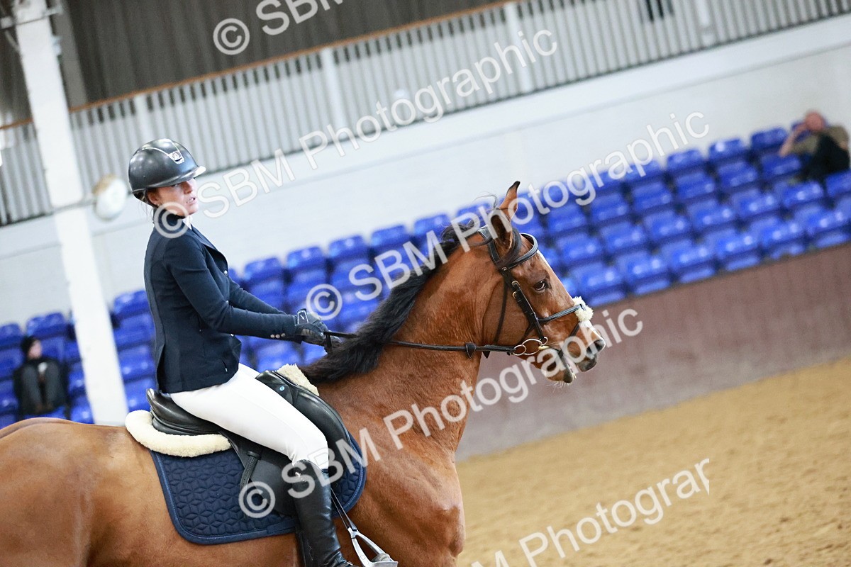 SBM_003898 - Class 11 - Senior Newcomers - 1.10m