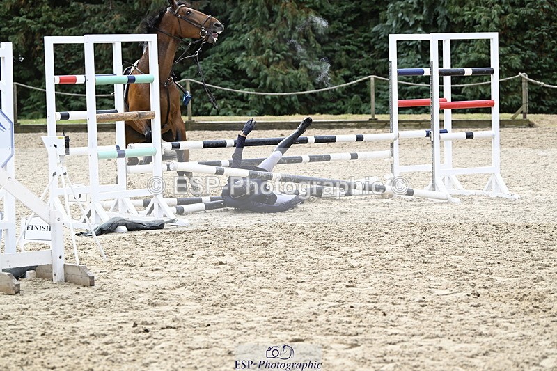 250830A-103844-05638 - Cls 21 British Novice and 90cm Open