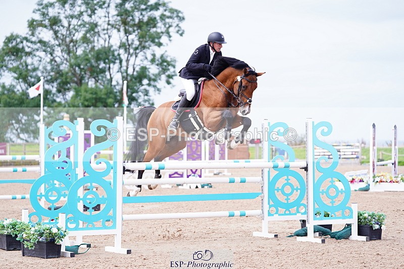 240803A-110828-07362 - Cls 29 Snr Foxhunter