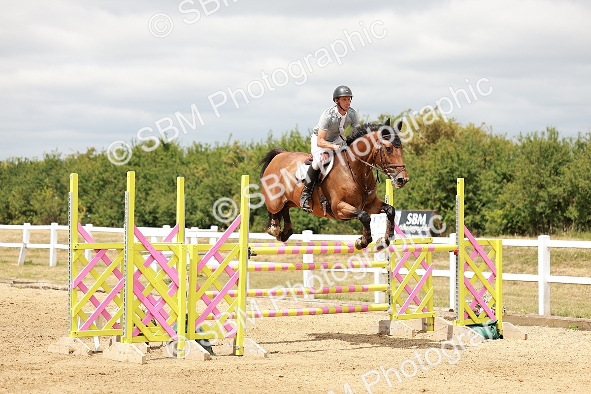 SBM_018460 - Class 21 - Senior Newcomers Championship 2d Rd