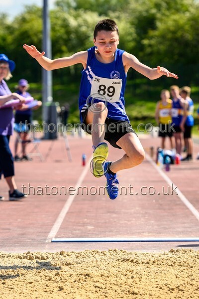 West25Sat-919369 - Field Male