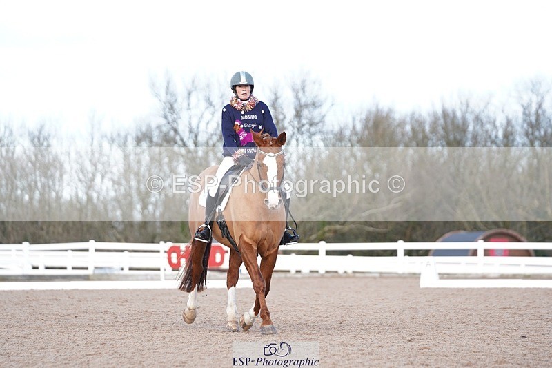 241214-132356-00607 - 134-Melanie.Haslock-Minnie.I