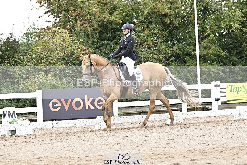 250907-170415-10896 - 054-Amy.Louise.LloydDiva.Royale