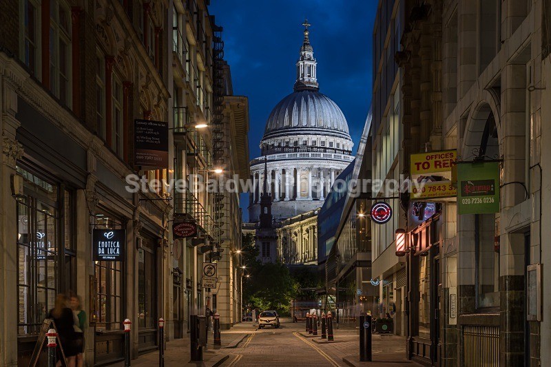 St Pauls at Dusk:137E - London