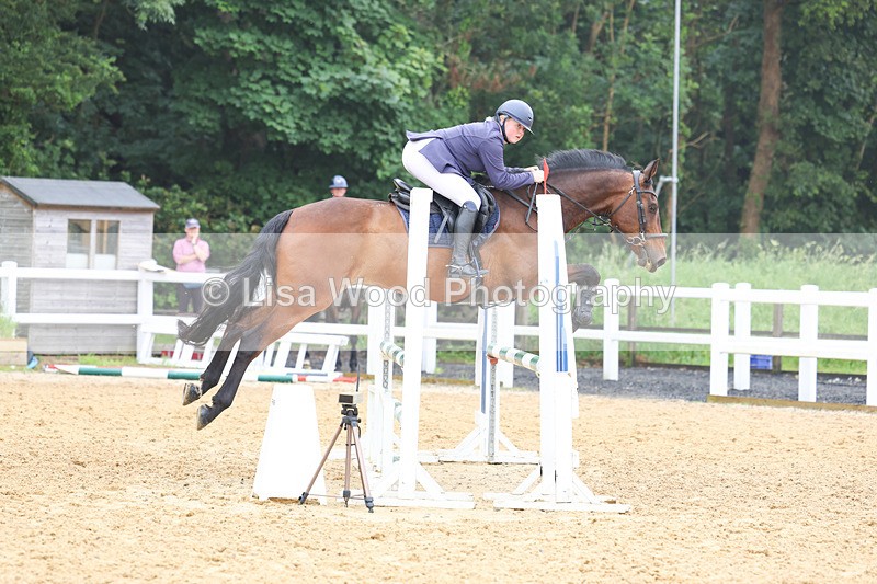 3E7A5567 - Class 4: Senior British Novice/90cm open