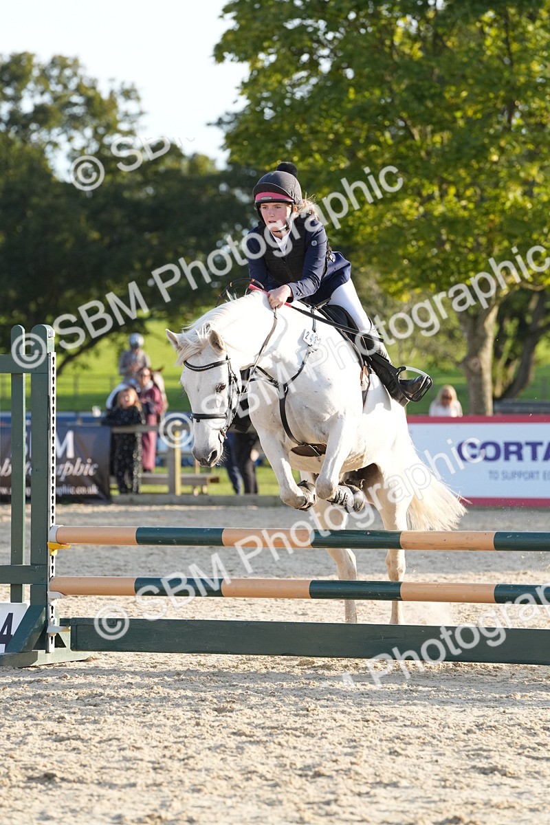 SBM_54261 - J23 - Junior Horse 70cm Championship