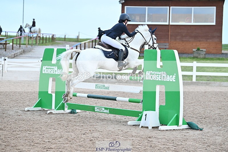 231119A-143808-06139 - Sun Cls 9 National 1.15m