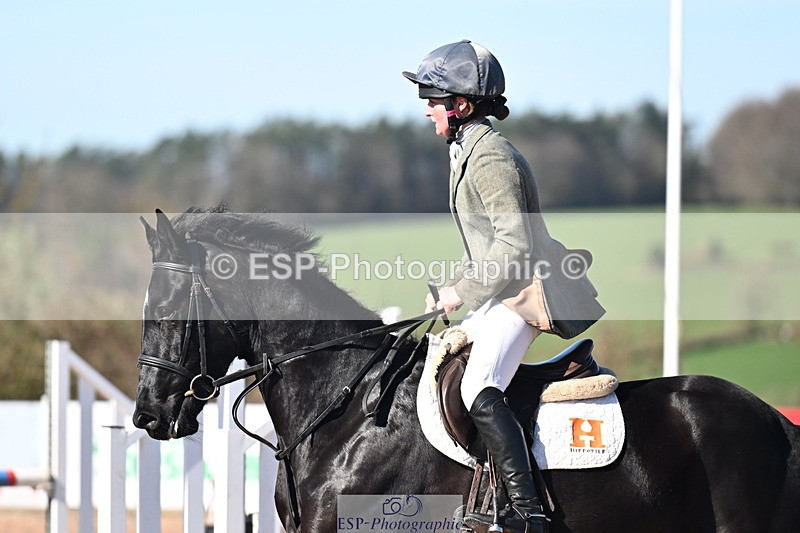 260318B-103315-00117 - Clear Round & Brit Nov 90cm
