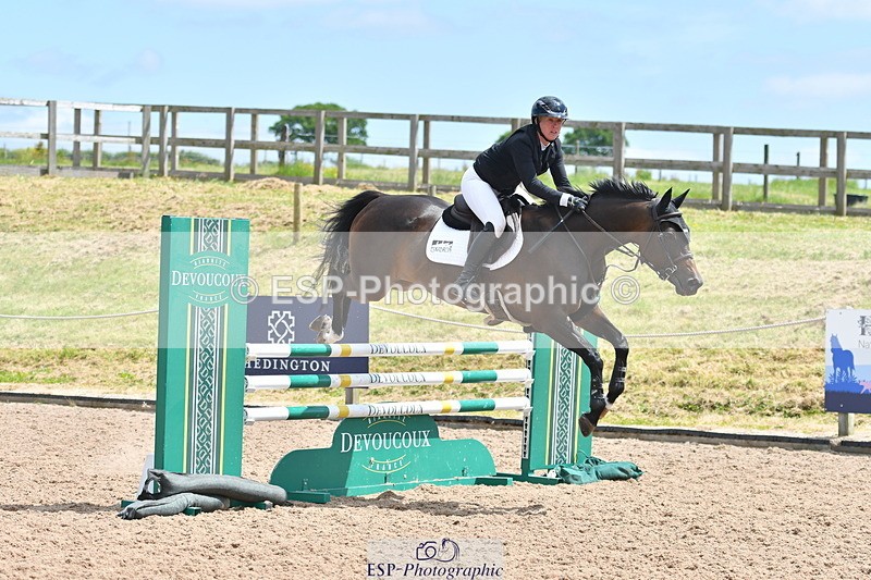 240609A-113658-04646 - Cls 17 Snr 1.05m Open