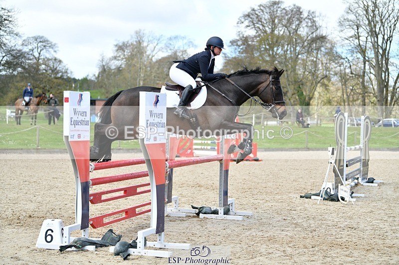 240324-123057-02568 - Cls 9 Snr 1.05m Open