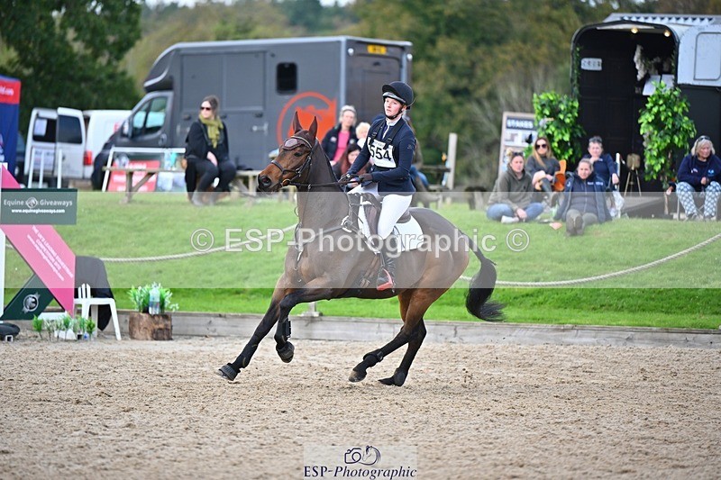 241027-144943-18052 - 554-Aimee.Bickley-LA.BASS