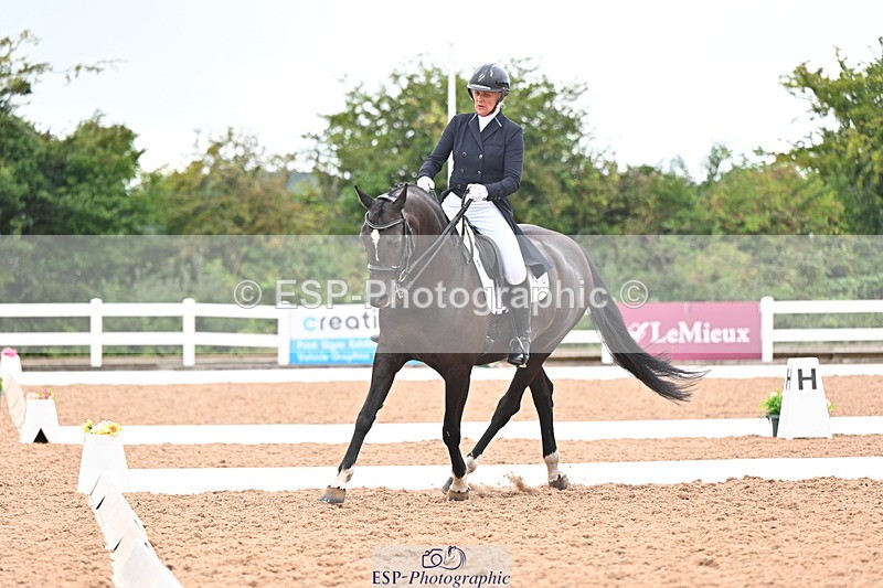 240815A-162137-02645 - 146-Charlie.Morgan-Jasmijn