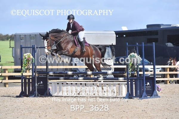 BPP_3628 - CLASS 4 Senior BritiNovice/ 90cm Open