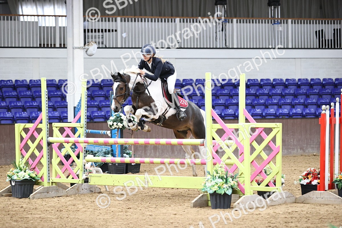 SBM_002765 - Class 13 - Blue Chip Pony Newcomers 1.00m Open