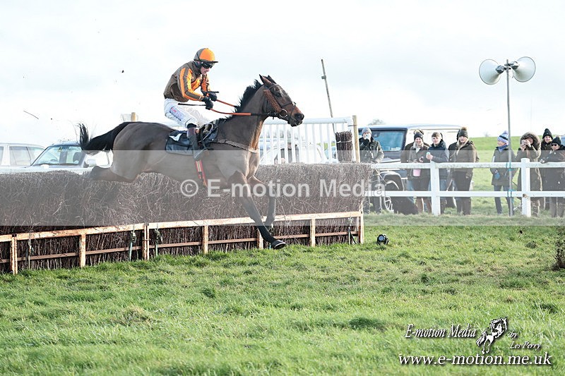 PtP 141225  1890 - New Forest Hounds PtP Larkhill 14/12/25