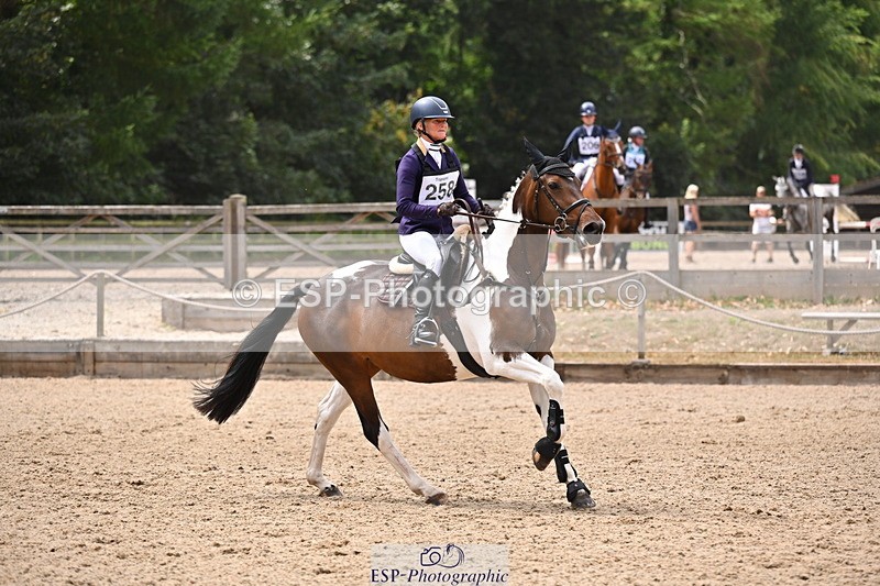 250802A-135521-05651 - F-258-Rachael.Whittaker-STAR