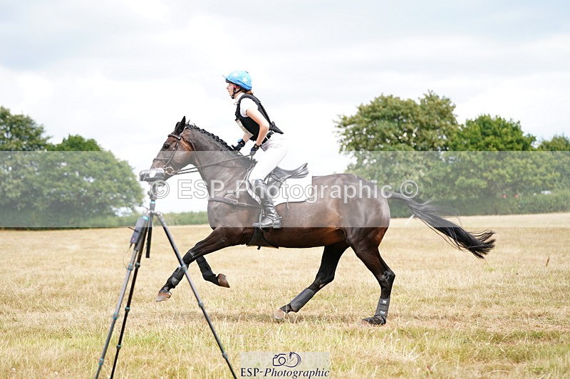 250802A-145816-05572 - F-266-Lorna.Peaster-CASTLE.HOWARD.SPRITE