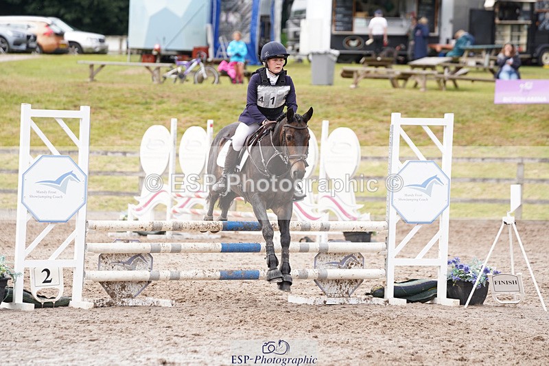 240824X-123048-24101 - 80cm Round 1 12.00 to 13.00