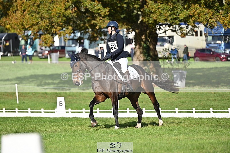 251024A-112735-09668 - G-562-Phoebe.Lagor