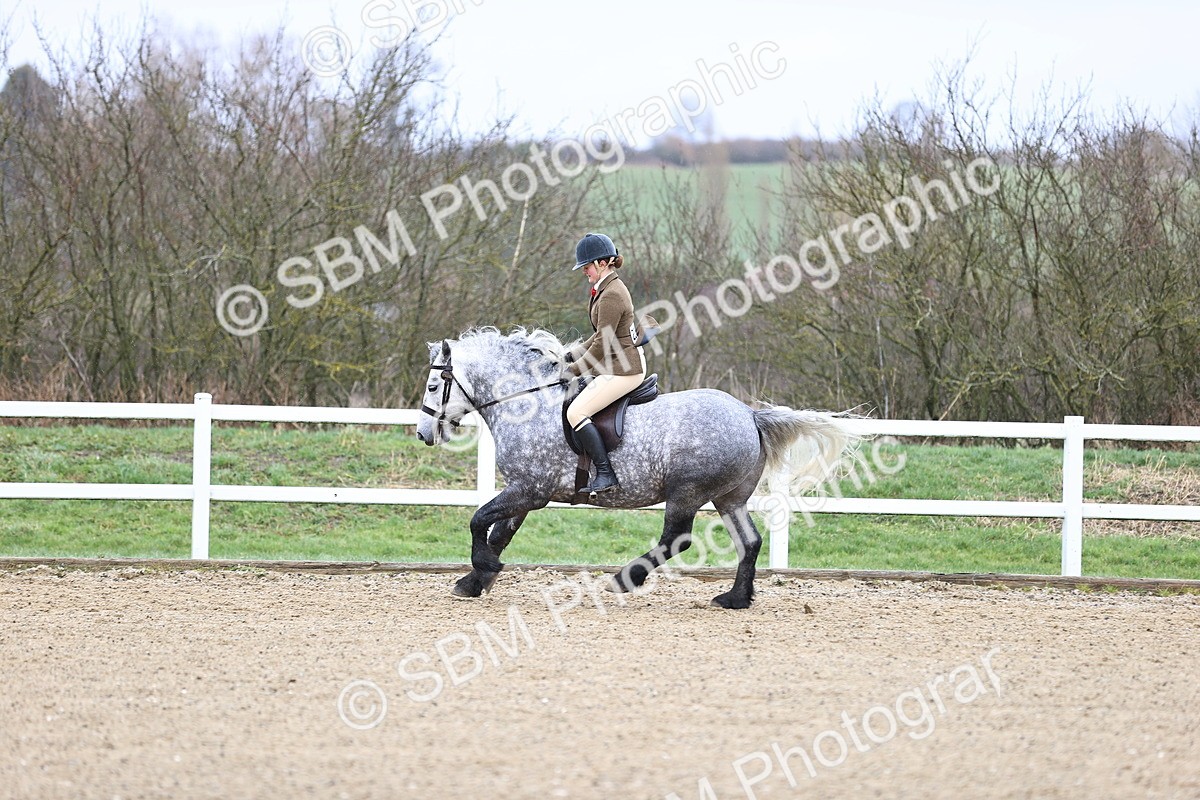 SBM_007570 - Class 31-32 - M&M Confined Novice Small-Large