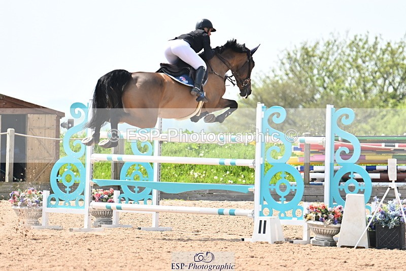 240510A-142707-08042 - Cls 23 Talent Seeker Inc 7yr old 14.10 to Finish