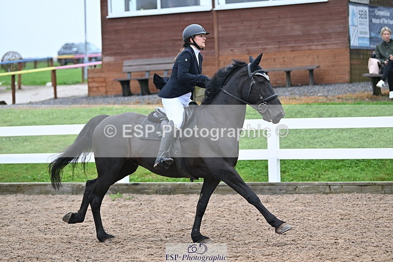 240907A-113335-01163 - Cls 8 1.05m Amateur Qualifier