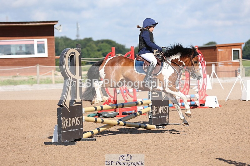 240714A-092303-01544 - Cls 1&2 128cm 10yrs & 70cm Open