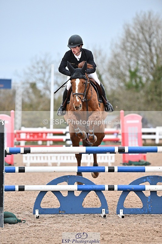 241206-142650-01101 - Cls 6 Foxhunter and 1.20m Open