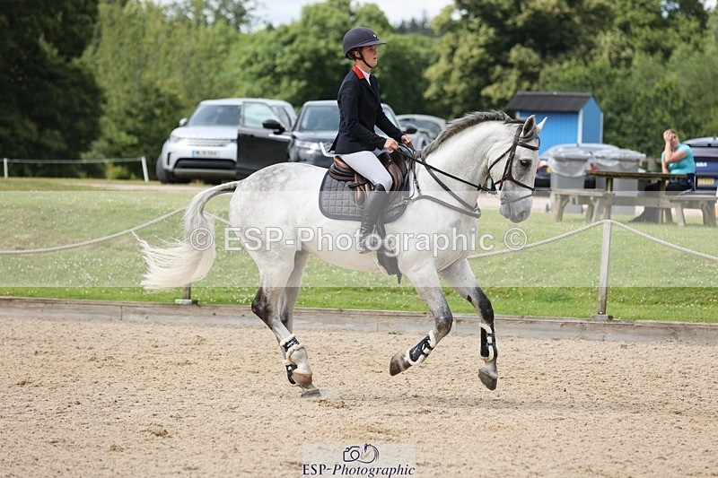 240711-153911-29049 - Cls 124 Foxhunter