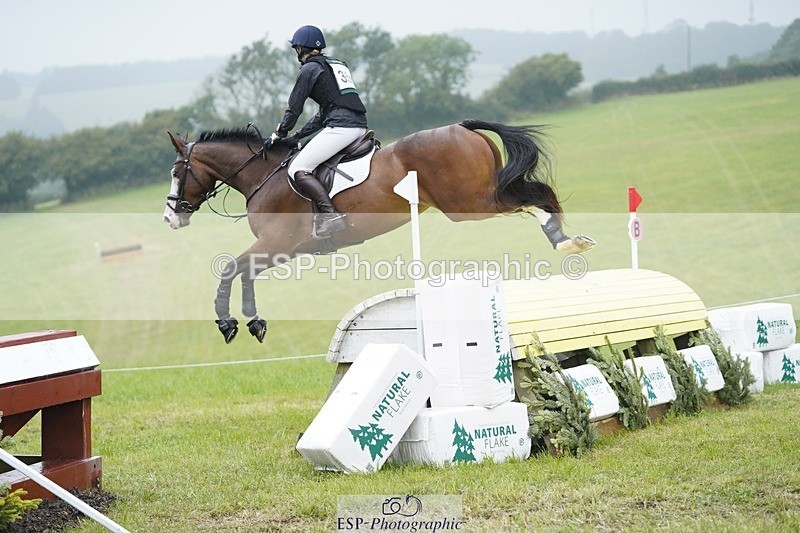 240901A-105752-05893 - 359-Tilly.Conder-KINSALE.QUILANA.S