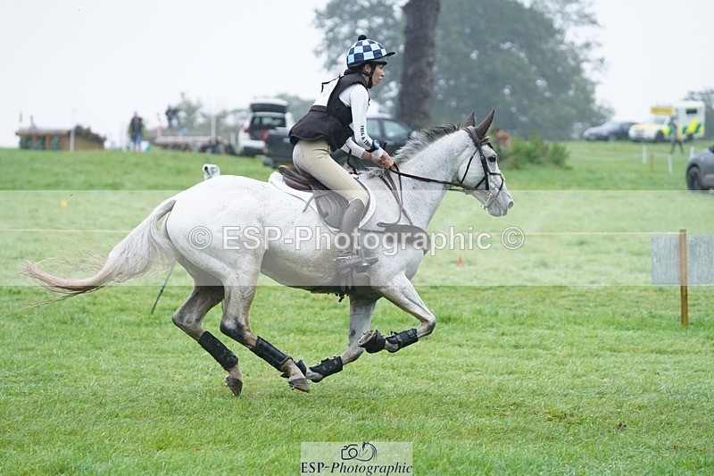 231021-104902-13892 - 646-SKIPTOTHEGOODBIT-Sophia.Mcdonald-SC+XC