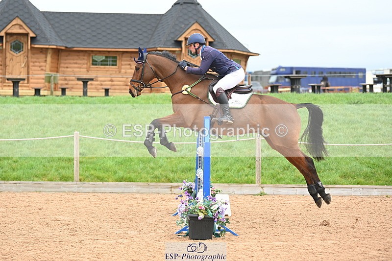 240316A-104442-02870 - Cls 14 Snr Newcomers