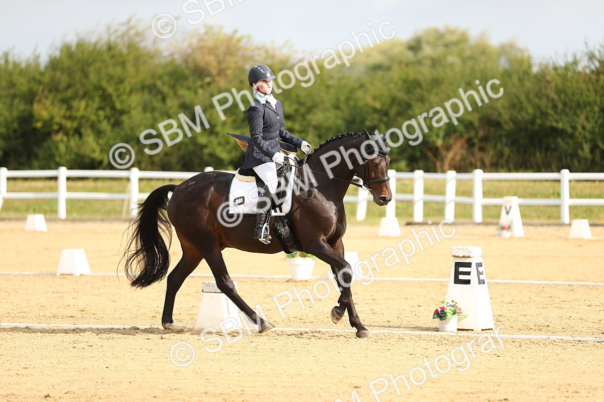 SBM_015536 - Class 13 - Novice 23 - 9.54-11.04