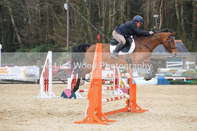 3E7A7715 - Class 8: Senior Newcomers/1.10m open