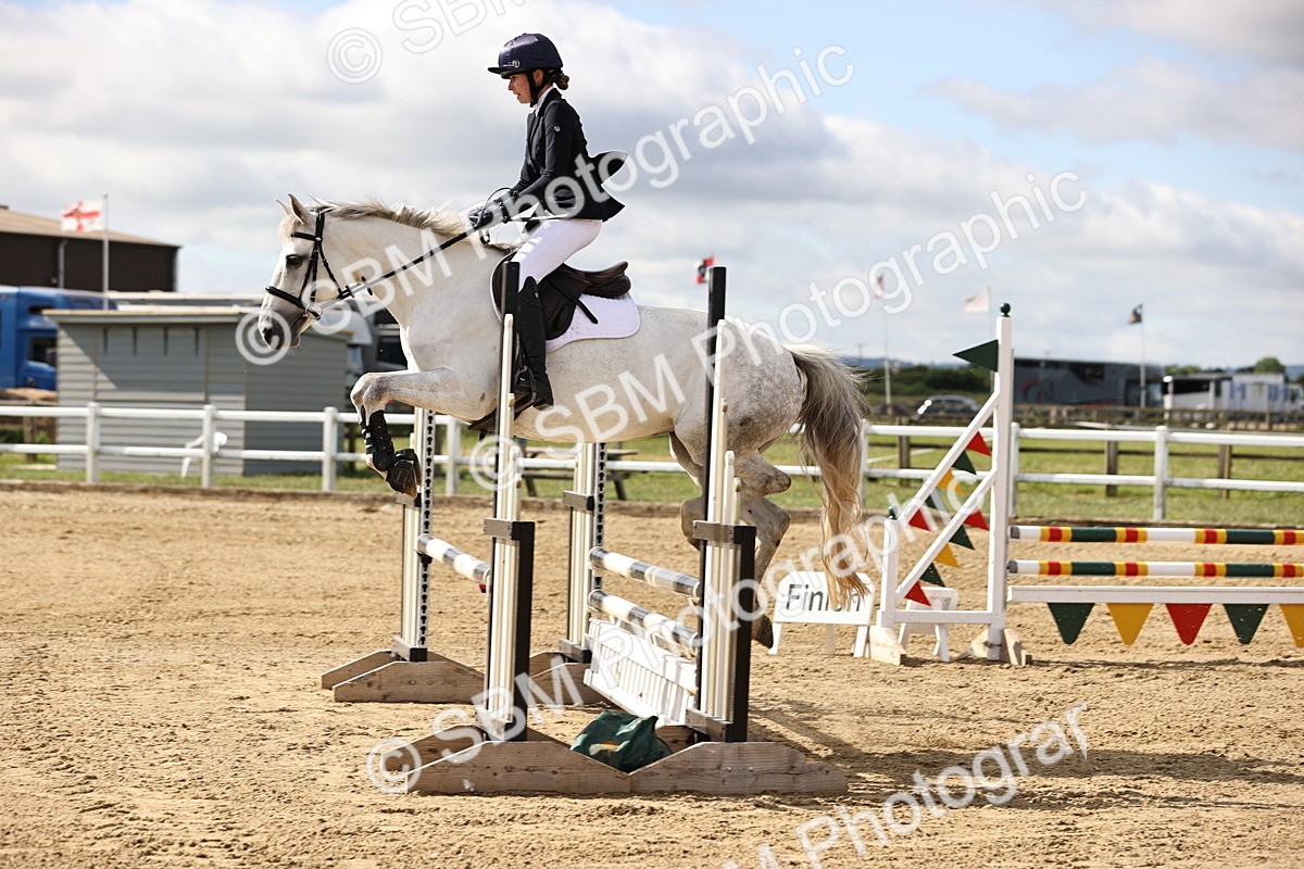 SBM_001807 - Class 8 - Clear Round