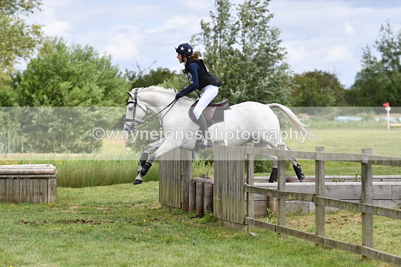 WJ5_3431 - Class 5 80cm Pairs