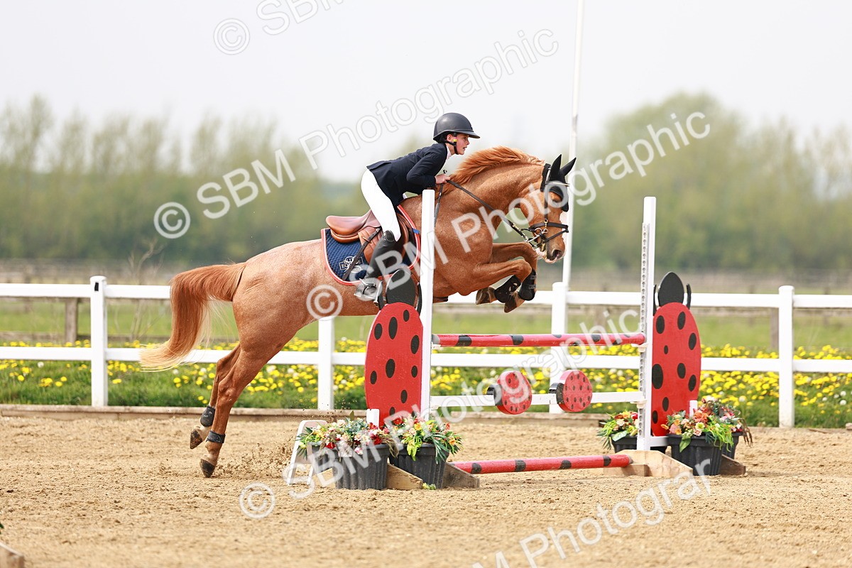  - Class 17 - Senior 1.05m